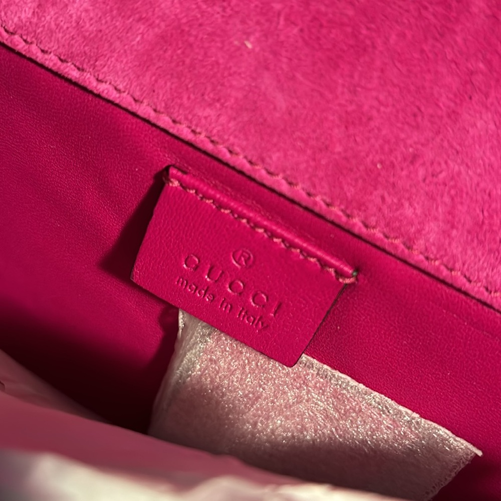 Gucci Patent Microguccissima Broadway Clutch - Picture 4 of 6